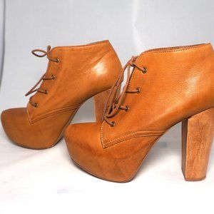 Steve Madden Tan Platform Boot